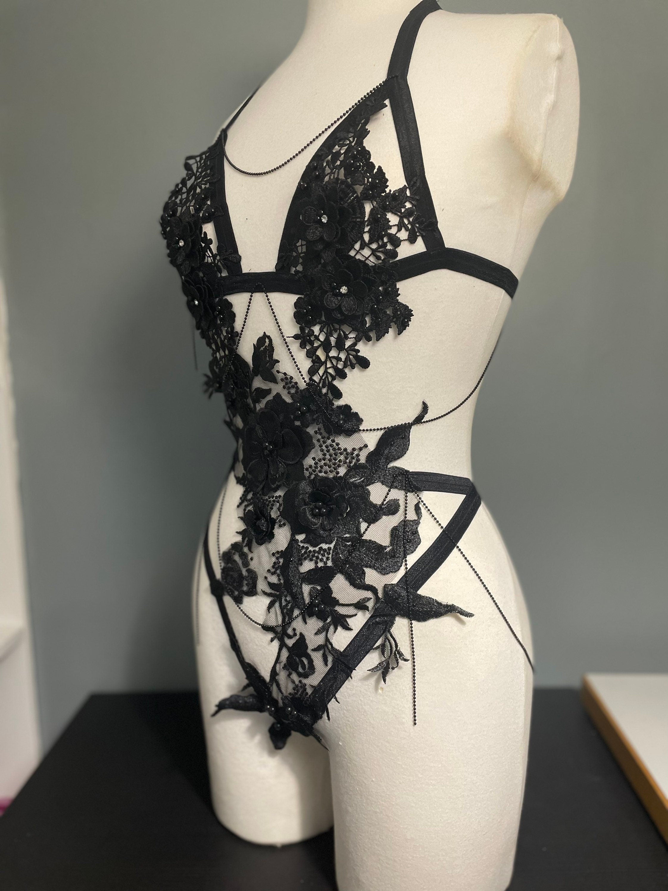 Body harnais en dentelle bordeaux dégradé ajustable