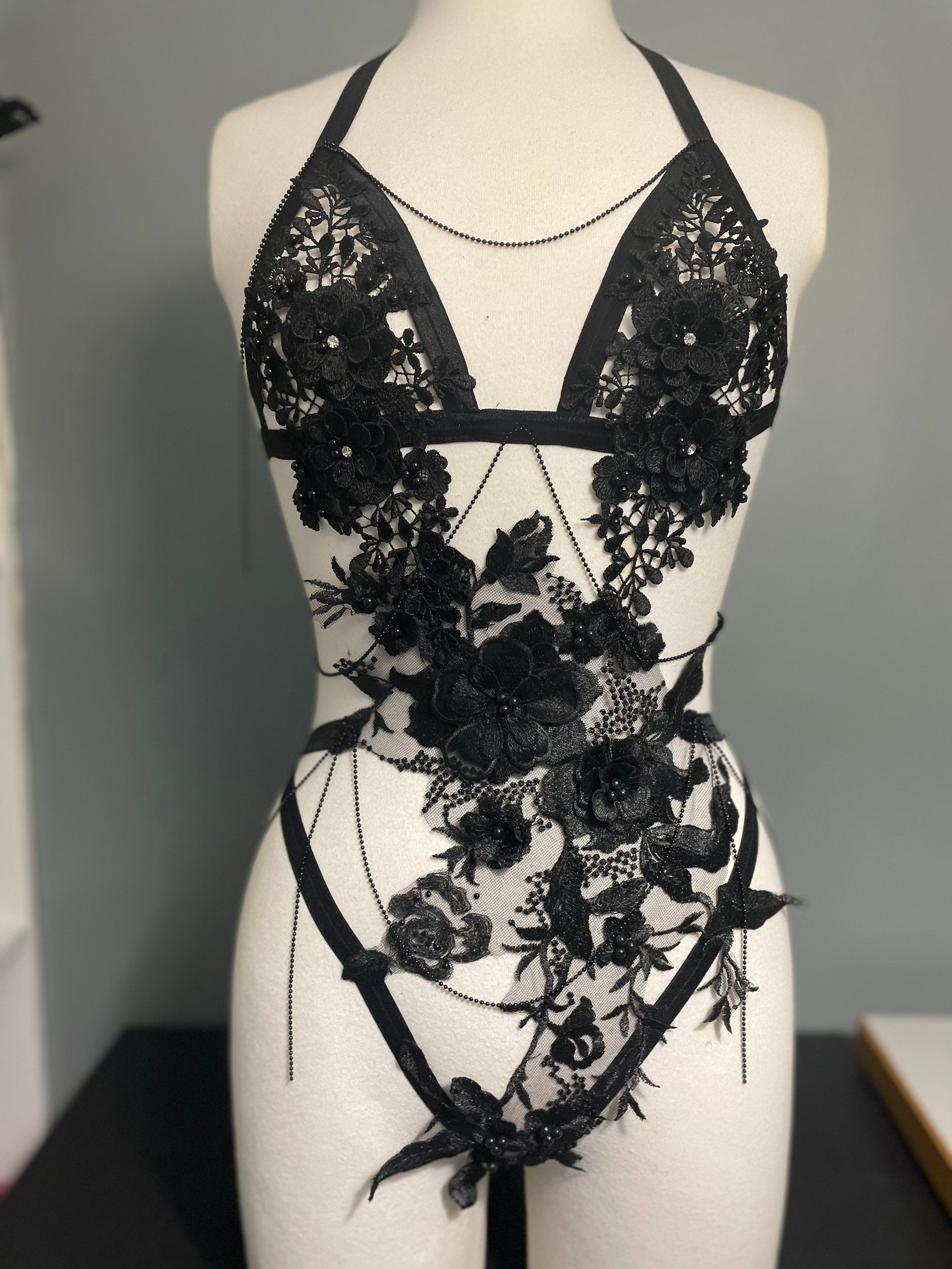 Body harnais en dentelle bordeaux dégradé ajustable