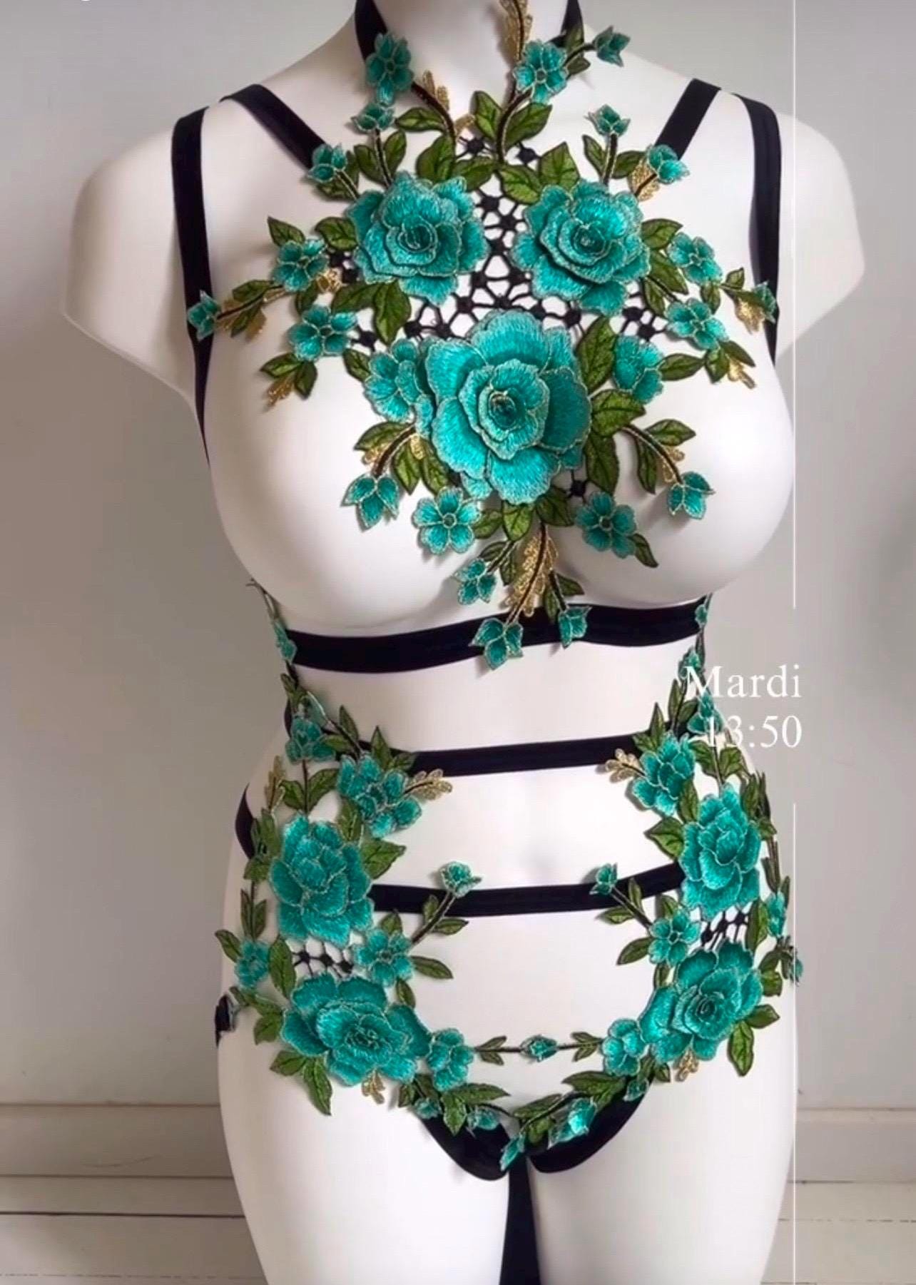 harnais en broderie florale ajustable dans le dos