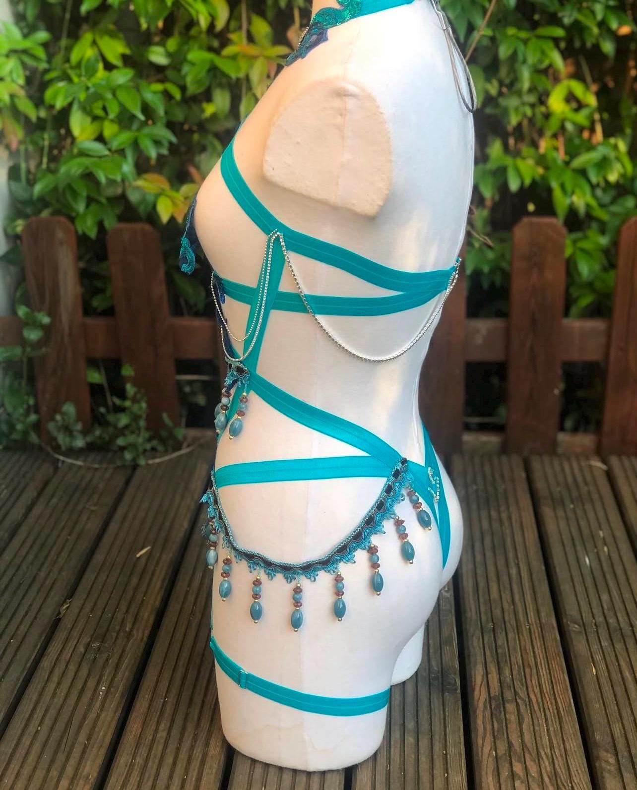 Body harnais élastique broderie pailleté bleu ajustable