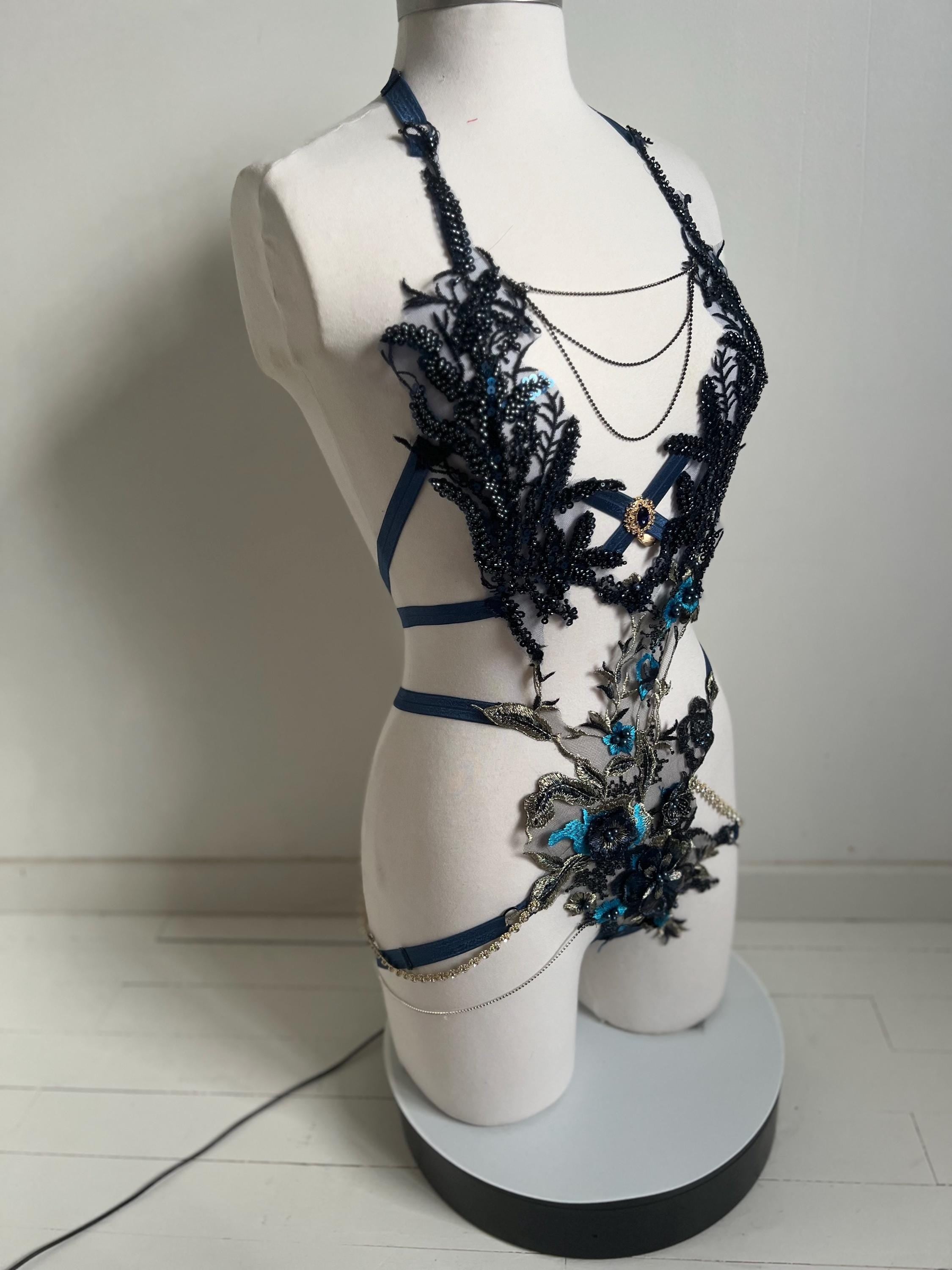 Body harnais en dentelle perlée de rocaille