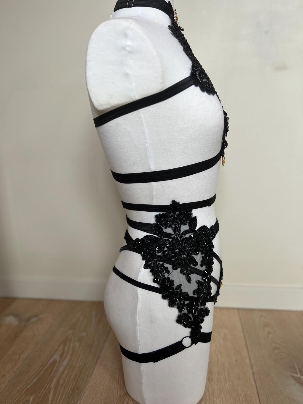 ensemble de lingerie 3 pièces en perles noir