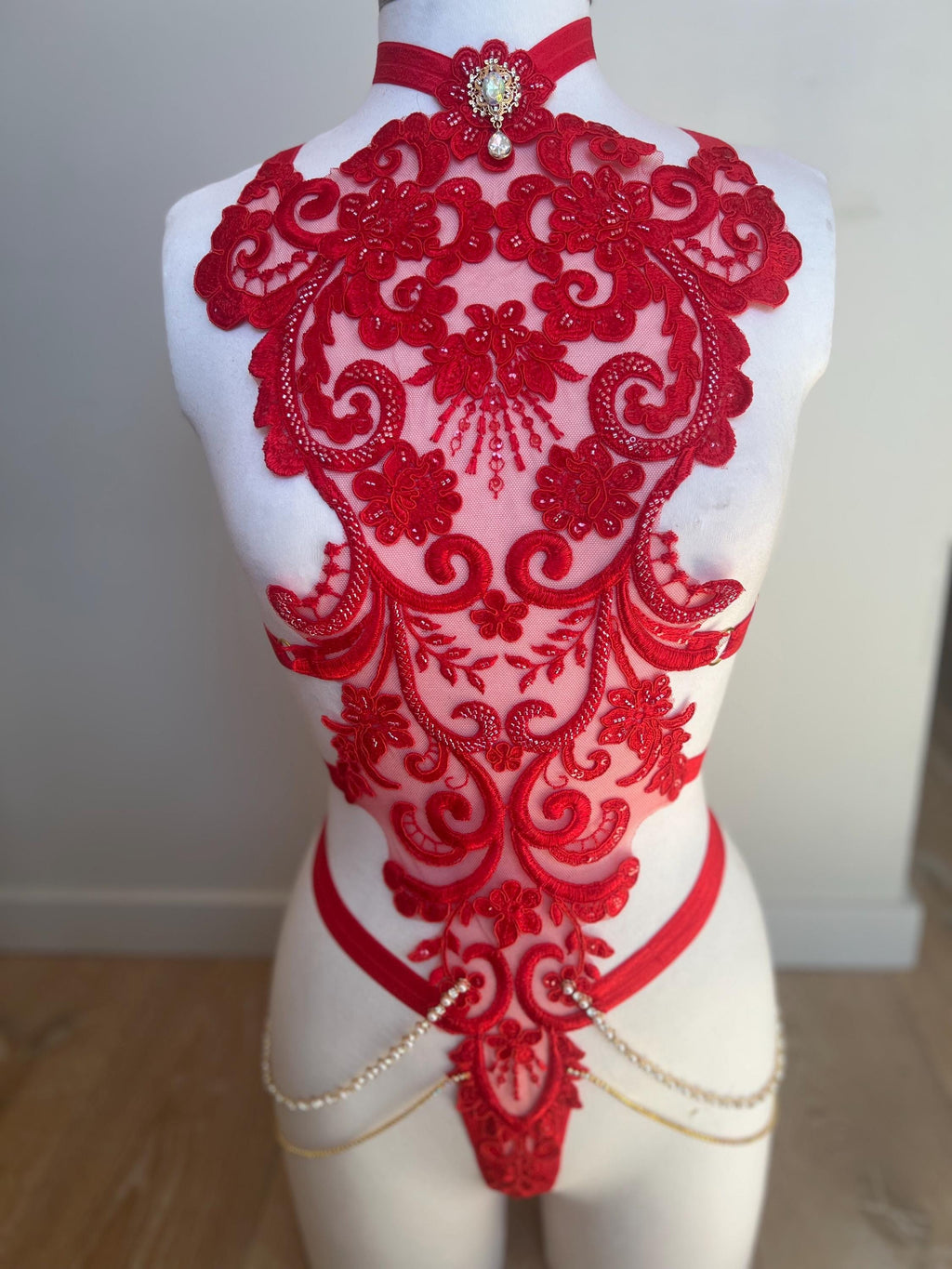 Harnais red Cabaret